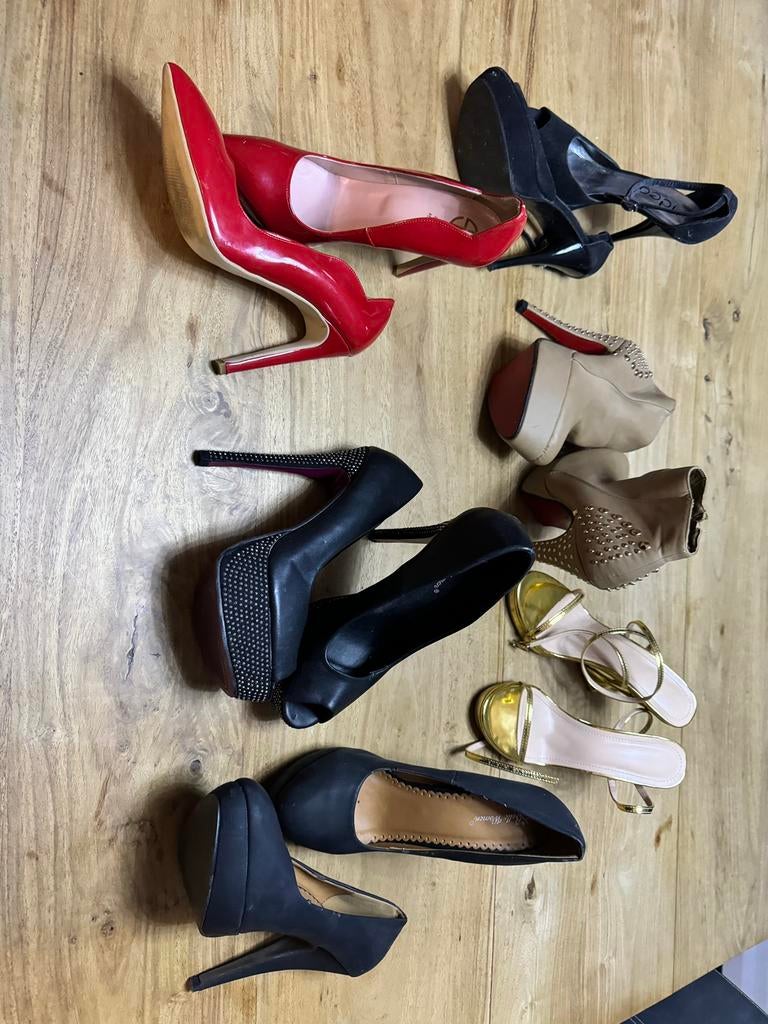 Escarpins , talon , chaussures sexy dame 38, Enlèvement ou Envoi, Comme neuf