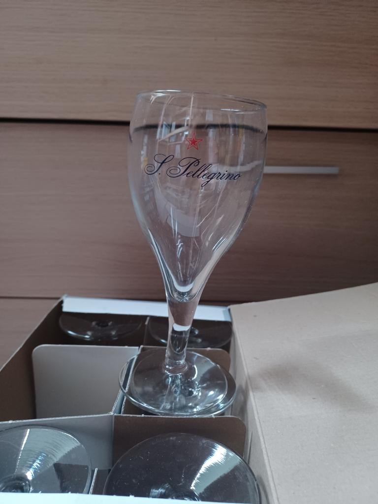 S pellegrino glazen, Collections, Verres & Petits Verres, Enlèvement ou Envoi