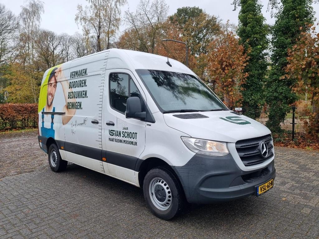 Mercedes Sprinter 311CDI Aut RWD L2 H2 Mbux Airco 2022, Auto's, Bestelwagens en Lichte vracht, Automaat, 4 cilinders, Wit, Mercedes-Benz