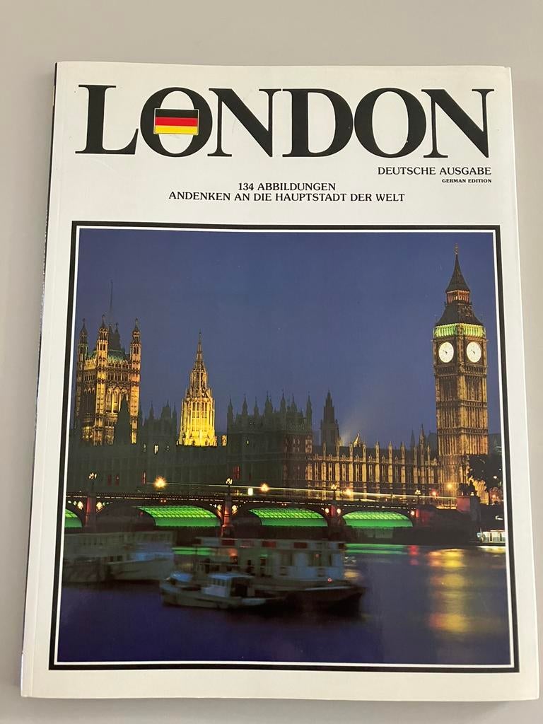 Boek LONDEN + 12 postkaarten., Boeken, Ophalen