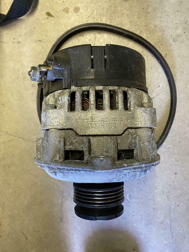 Bmw R1100rt en R1150rt alternator, Motos, Enlèvement, Utilisé