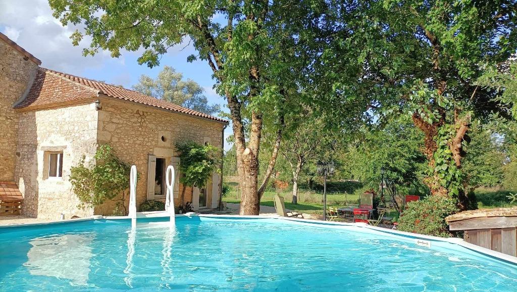 France: gîte en campagne entre Lot-et-Garonne et Dordogne, Propriétaire, Lac ou rivière, Maison de campagne ou Villa, 8 personnes