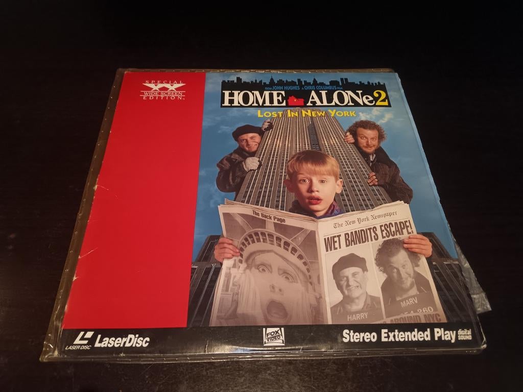 LaserDisc - Home Alone 2: Lost In New York, Verzamelen, Ophalen of Verzenden, Gebruikt, Film