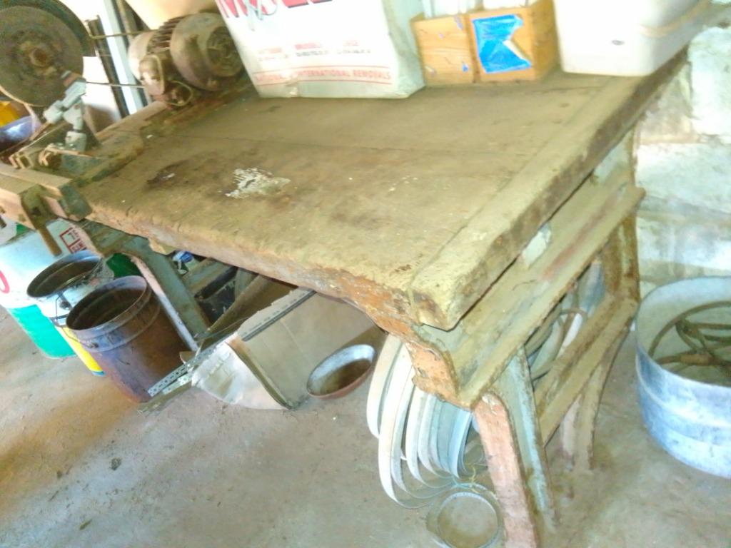 Banc avec pieds en fonte, Antiquités & Art, Enlèvement