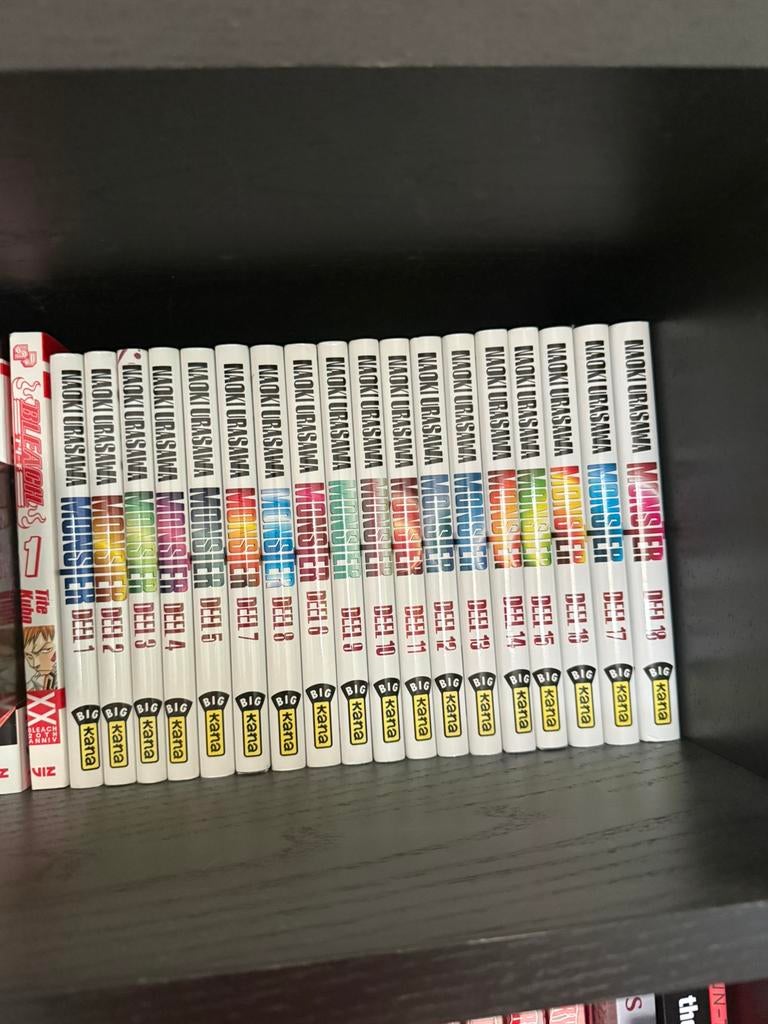 Monster nederlandse vintage manga full set, Boeken, Ophalen, Zo goed als nieuw