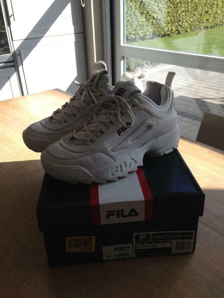 Knappe sportschoenen Fila maat 40 (eerder 39), Kleding | Dames, WE, Ophalen of Verzenden, Gedragen, Wit