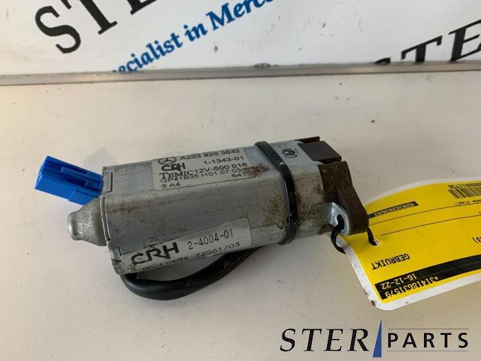 Stoelmotor van een Mercedes C-Klasse, Ophalen of Verzenden, 3 maanden garantie, Gebruikt, Mercedes-Benz