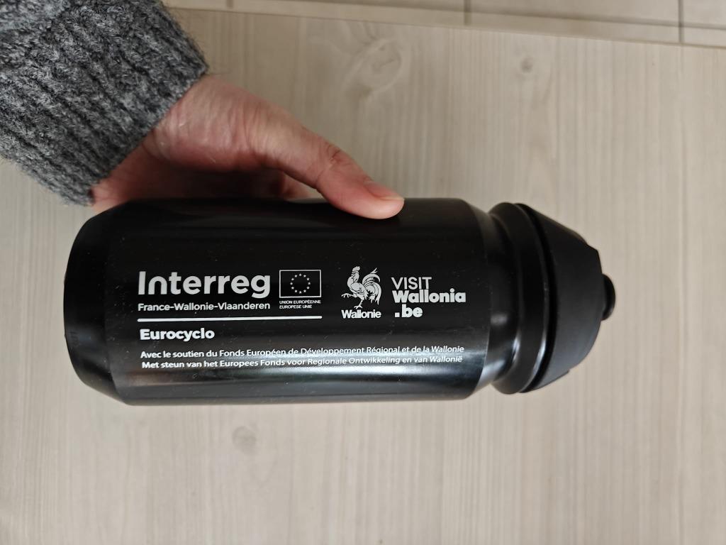 Plastic drinkfles, Ophalen of Verzenden