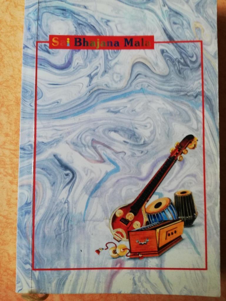 Sai Bhajana Mala, Madhu, Claire S. Scott, Ajay N. Patel, Enlèvement ou Envoi, Comme neuf, Autres sujets/thèmes, Autres types