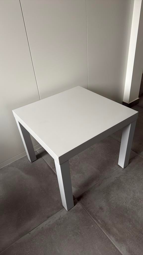 Bijzettafel  lack van IKEA, 55 à 75 cm, Neutraal, Enlèvement, Utilisé