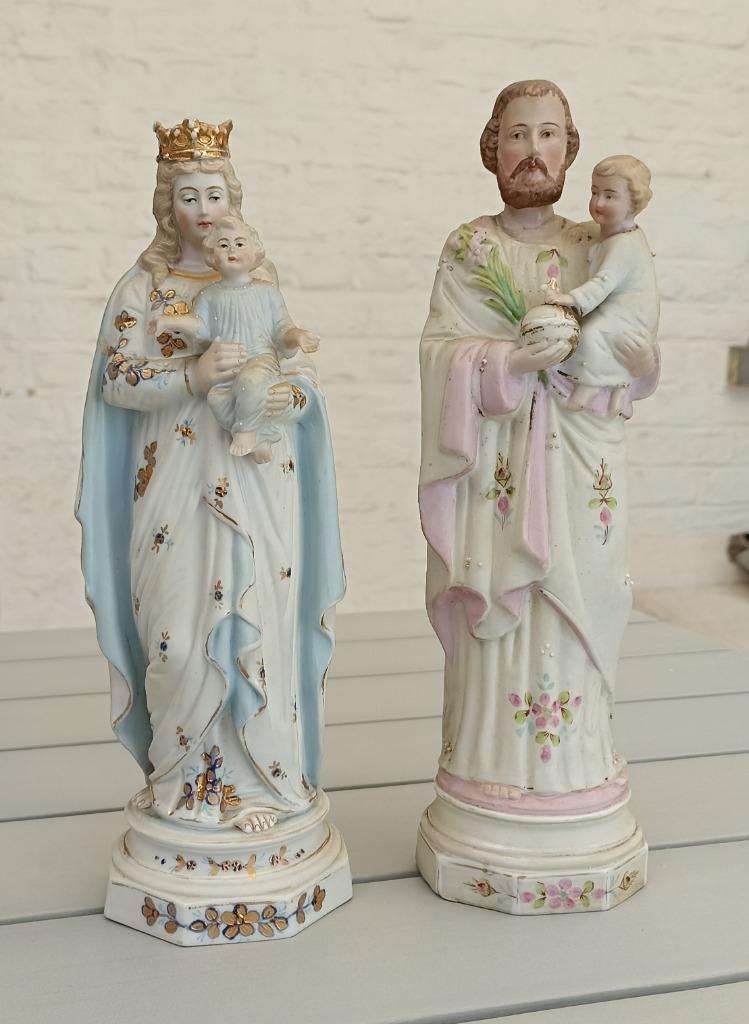 Diverse oude religieuze voorwerpen (beeldjes, kruisbeelden), Ophalen of Verzenden