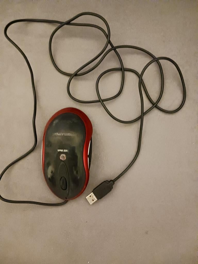 Souris d'ordinateur Trust avec câblage, Informatique & Logiciels, Souris, Enlèvement ou Envoi, Utilisé, Trust