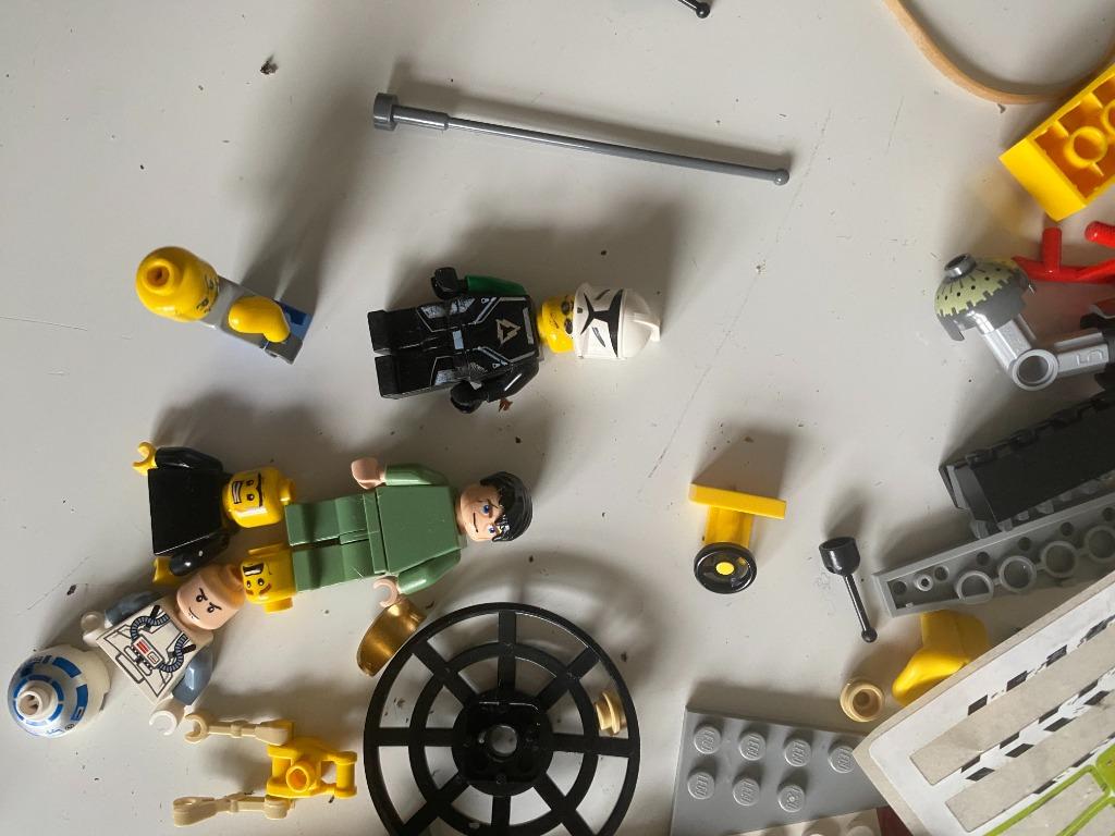 Meer dan honderd Legostukken met een paar..., Ophalen of Verzenden, Zo goed als nieuw, Lego