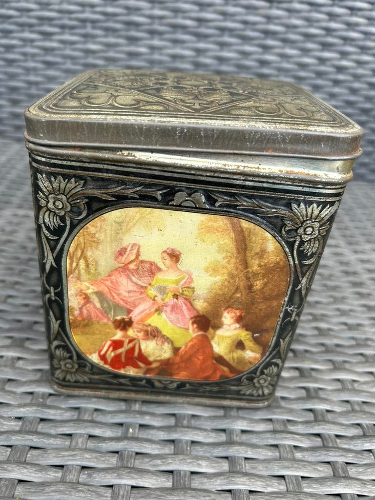Oude vintage blikken doos., Ophalen, Gebruikt