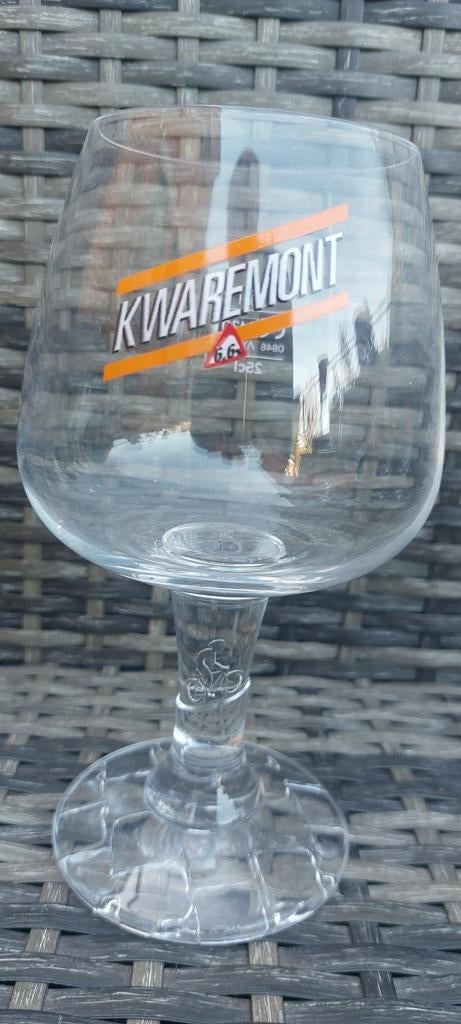 Verre  kwaremont 33cl, Collections, Marques de bière, Enlèvement ou Envoi, Comme neuf