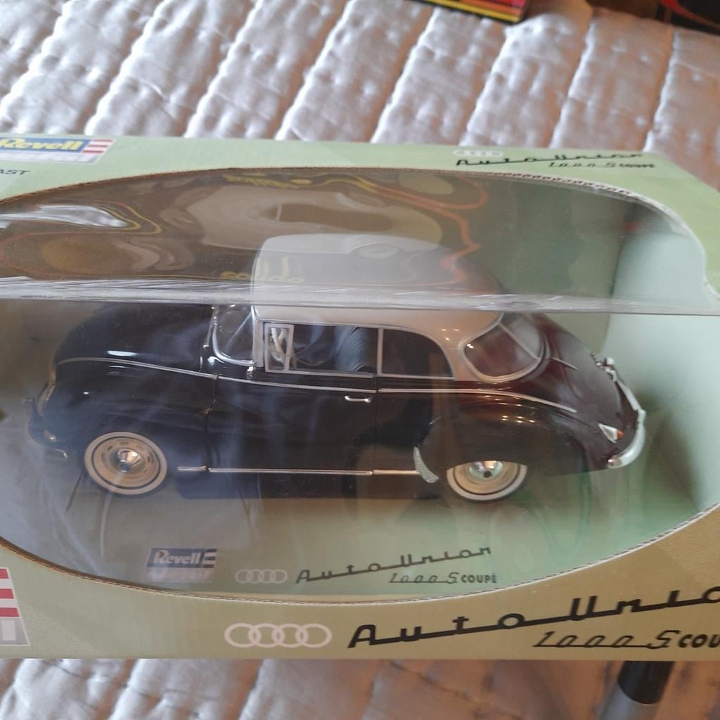 DKW / AUTO UNION 1000S Coupe 1/18 REVELL METAL* NEW*MIB*, Ophalen, Nieuw, Auto, Revell