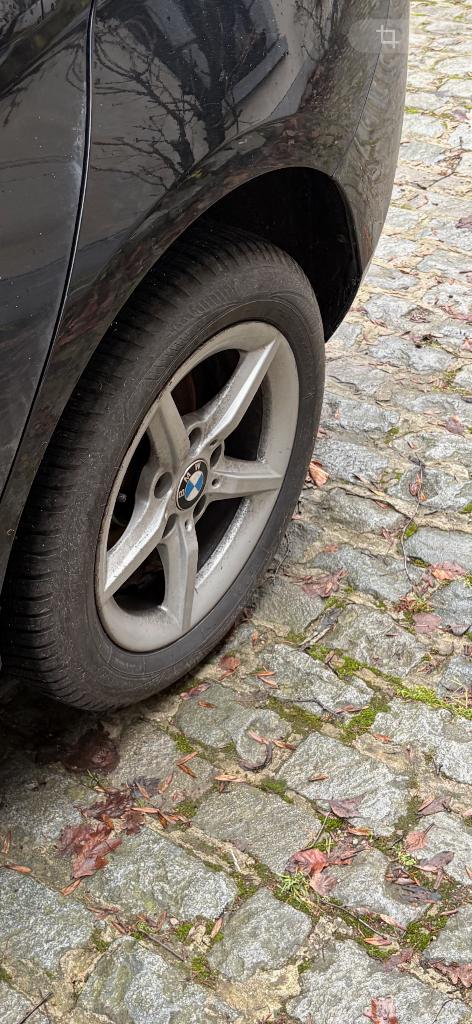 3 pneus état impeccable même nouveau + 4 jantes 55 r16 114d, Enlèvement