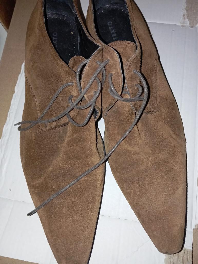 Texto - chaussures en daim marron pour homme, taille 44, Enlèvement ou Envoi, Comme neuf
