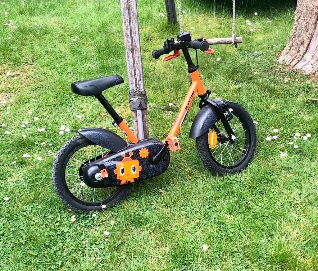 Vélo draisienne enfant fille garcon btwin orange noir, Vélos & Vélomoteurs, Enlèvement, Utilisé, Btwin - Décathlon