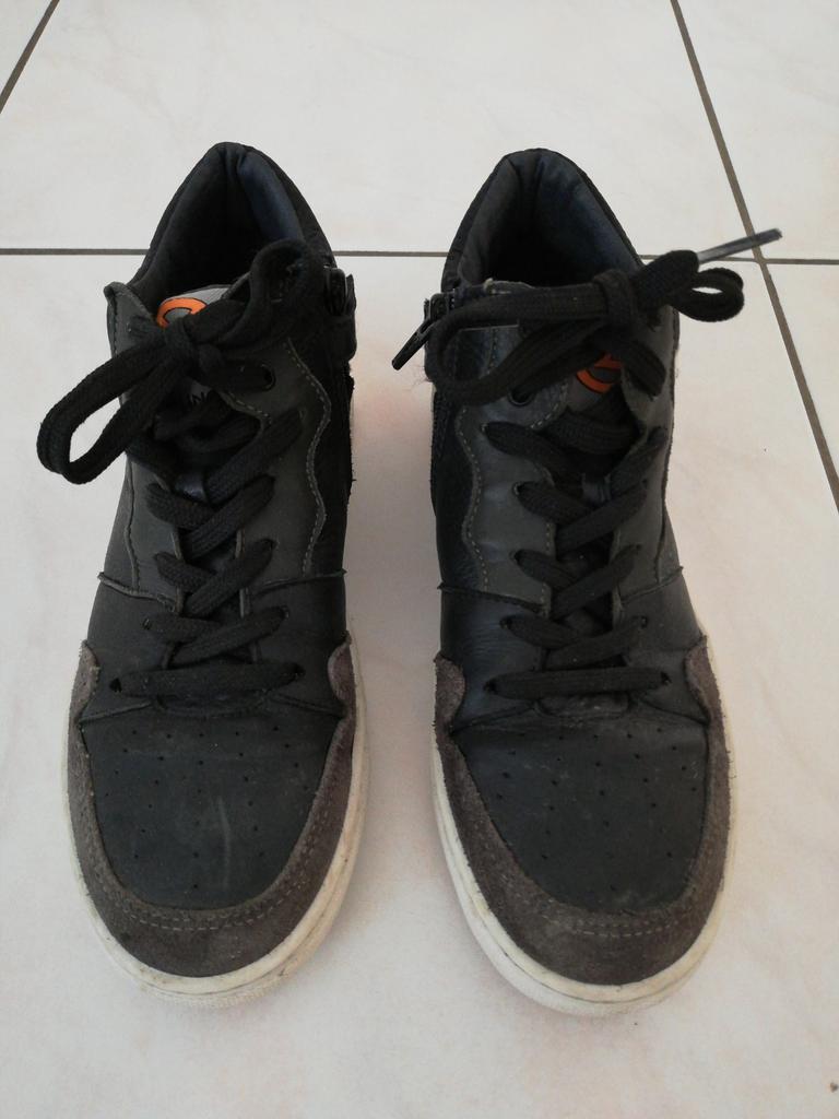 Hoge schoenen zwart leder daim Kipling maat 36 sneakers, Gebruikt, Kipling, Schoenen, Ophalen of Verzenden