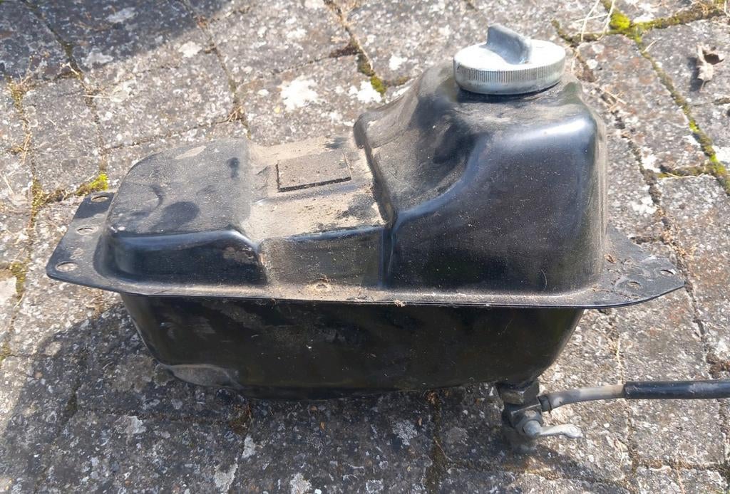 Benzinetank + benzinekraan Honda Wallaroo, Motoren, Onderdelen | Honda, Ophalen of Verzenden, Gebruikt