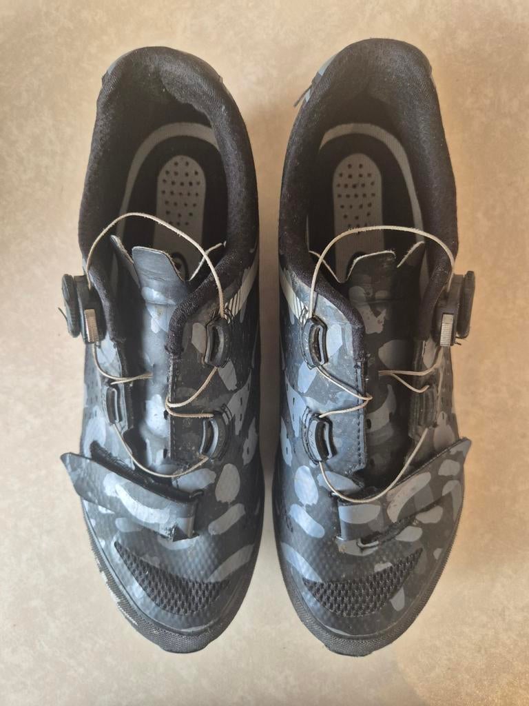 Fietsschoenen 42, Ophalen