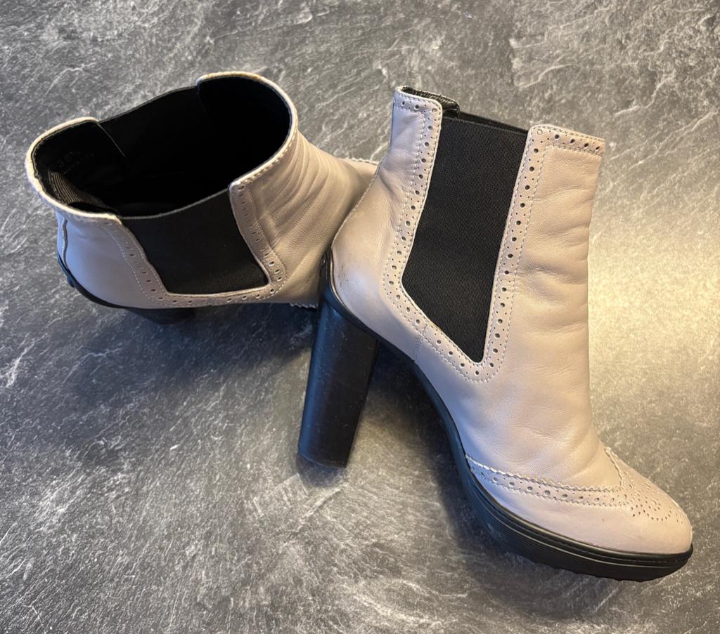 Chaussures, Gris, Enlèvement ou Envoi, Boots et Botinnes, Porté