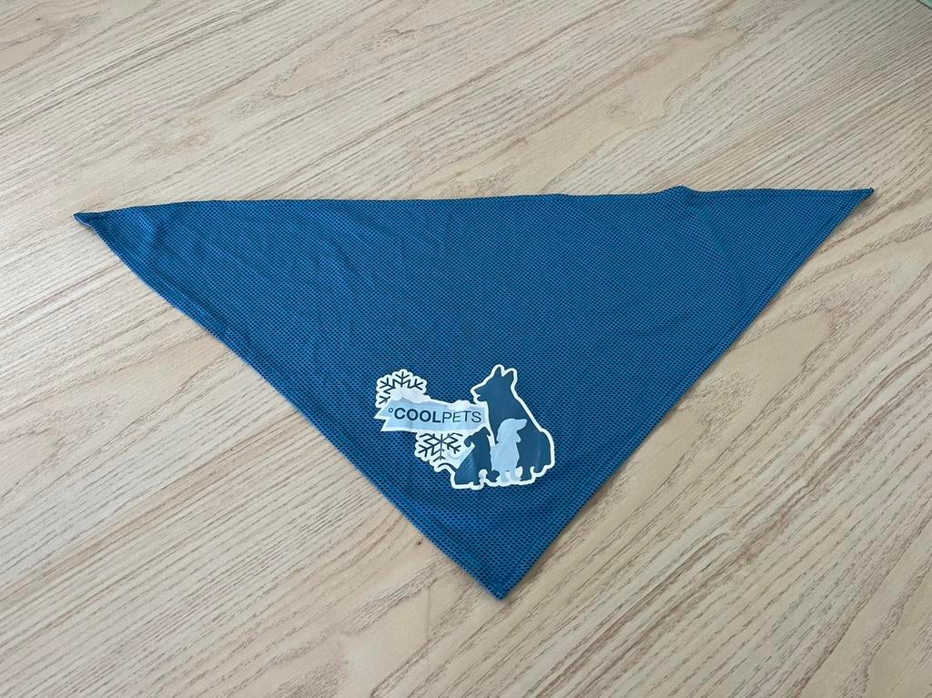 Coolpets bandana / cooling bandana / koelsjaaltje - Maat M, Ophalen of Verzenden, Nieuw