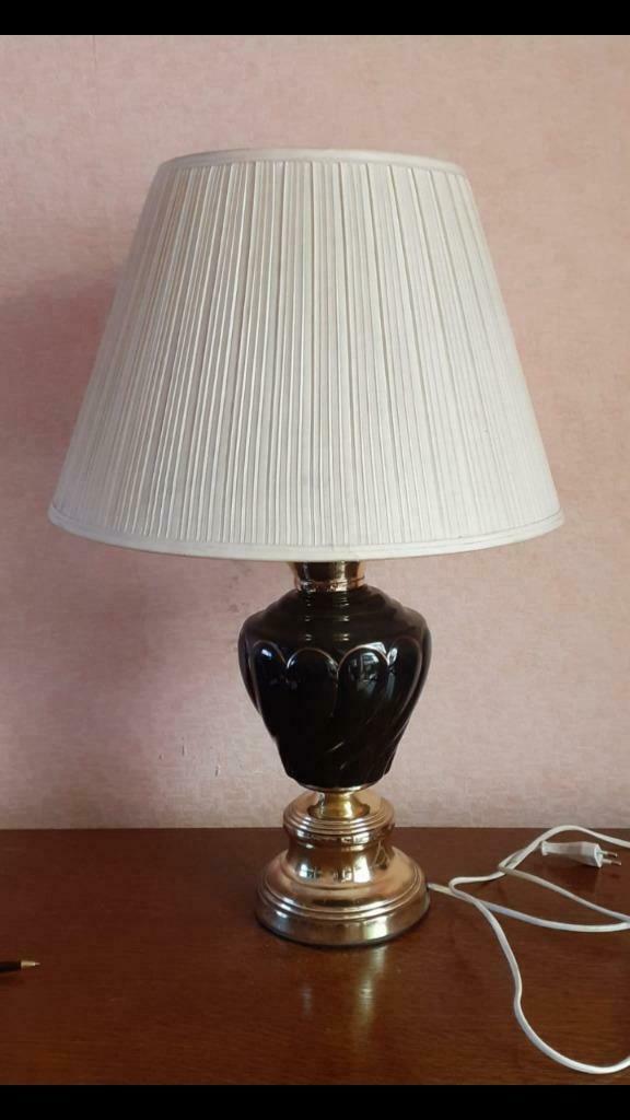 Lampe *, Enlèvement