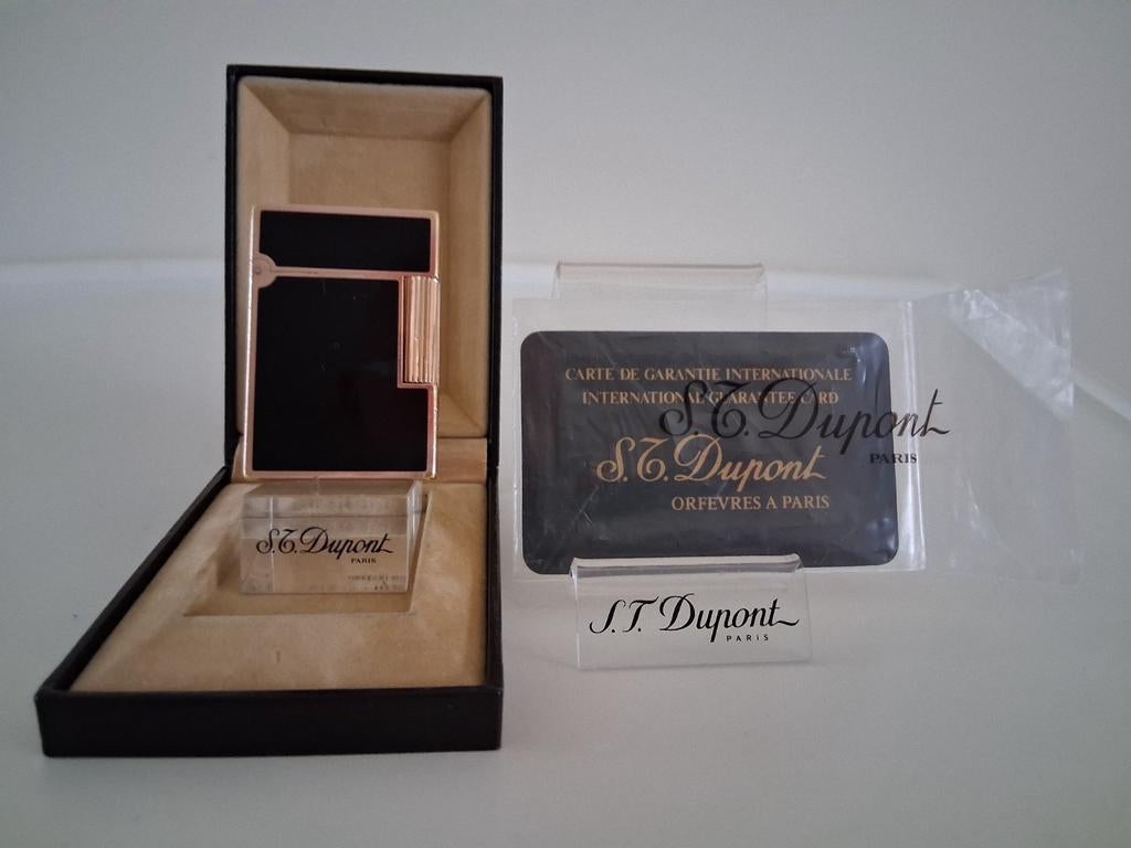 Dupont Aansteker L2 Chinese  + Verguld Goud Kleur,, Ophalen of Verzenden, Gebruikt, Aansteker