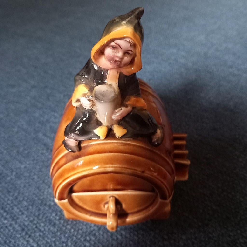 Kleine Monnik op een biervat - Vintage  - Duits, Verzamelen, Ophalen of Verzenden