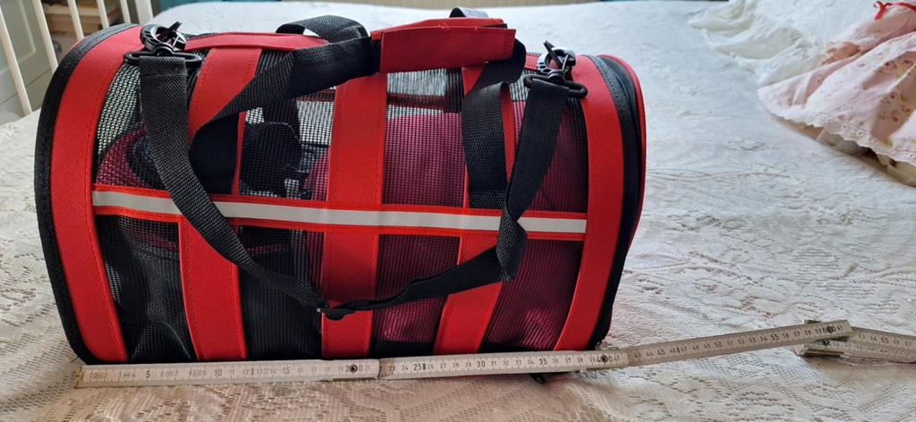 Draagmand en schoudertas voor kleine honden, Ophalen, Zo goed als nieuw