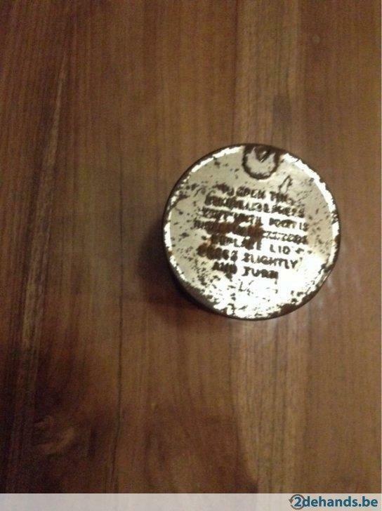 Ongeopend blik pall mall sigaretten uit 1940-1945, Ophalen