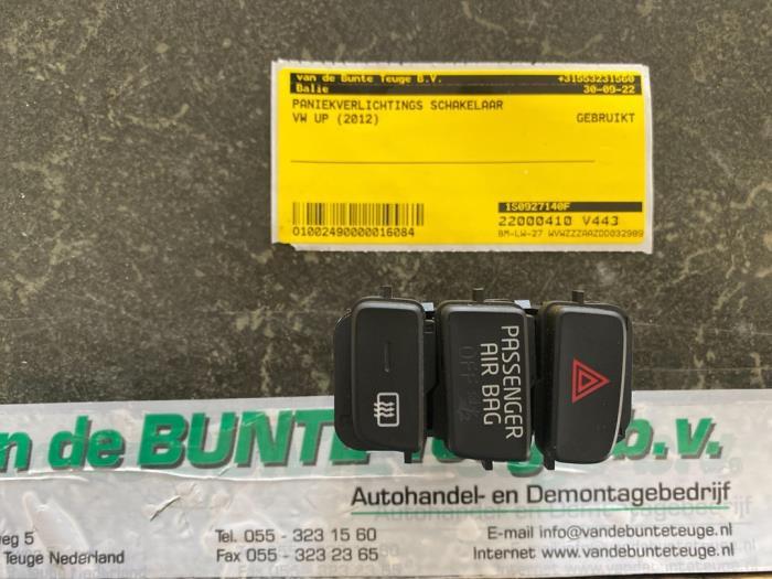 Commutateur éclairage d'urgence d'un Volkswagen UP, Enlèvement ou Envoi, 3 mois de garantie, Utilisé, Volkswagen