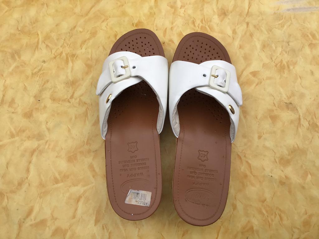 Sandales SCHOLL - cuir - pointure 40, Neuf