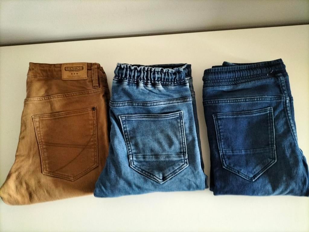 LOT de 3 pantalons Jeans en parfait état pour 15€, Enlèvement, Comme neuf, Garçon, Pantalon