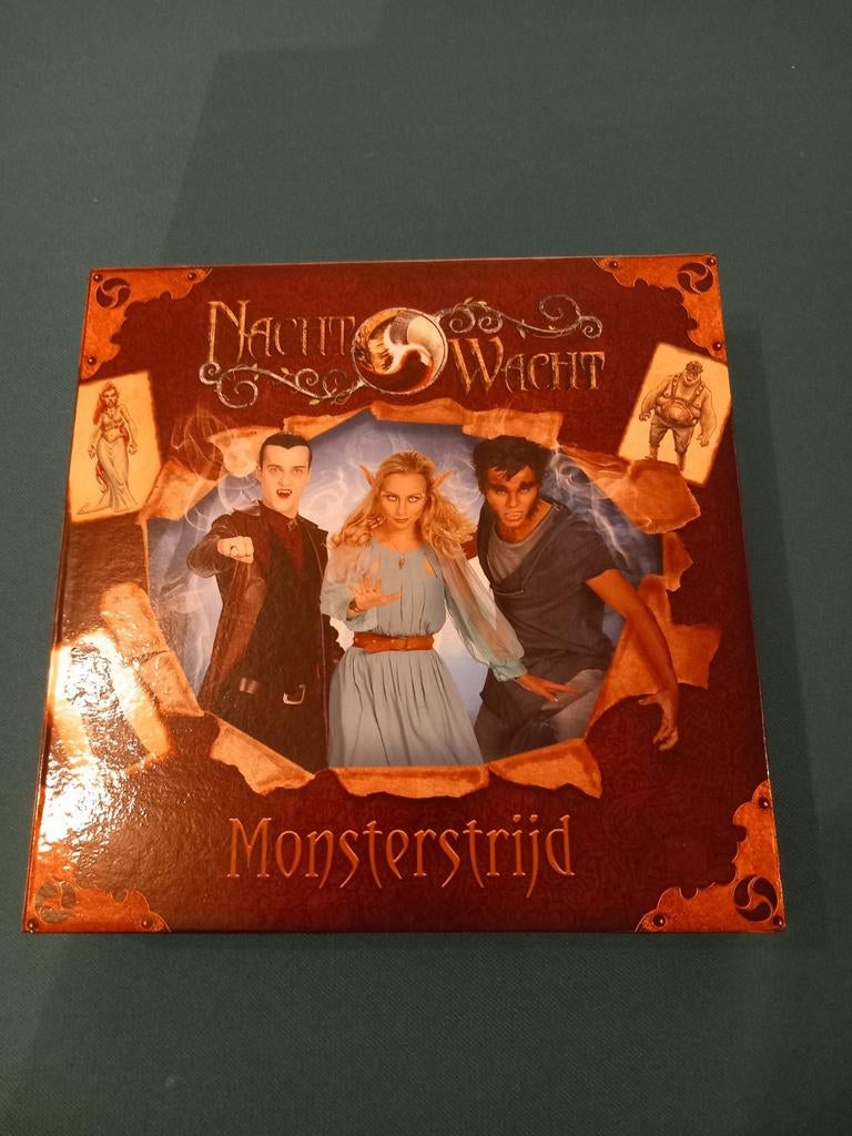 Nachtwacht Monsterstrijd + Dobbelspel, Ophalen, Zo goed als nieuw