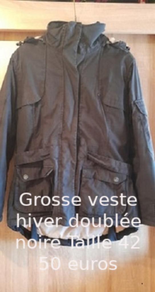 Grosse veste hiver doublée noire Taille 42, Taille 42/44 (L), Enlèvement ou Envoi, Comme neuf, Quechua