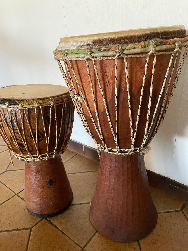 Djembés PRIJS VERLAAGD, Muziek en Instrumenten, Ophalen, Gebruikt