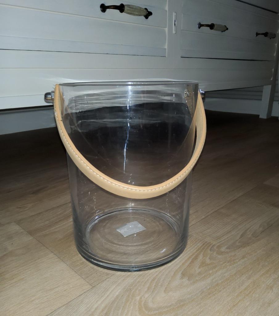 Landelijke glazen pot met handvat in glas, Huis en Inrichting, Woonaccessoires | Vazen, Ophalen of Verzenden, Nieuw, Glas, Minder dan 50 cm