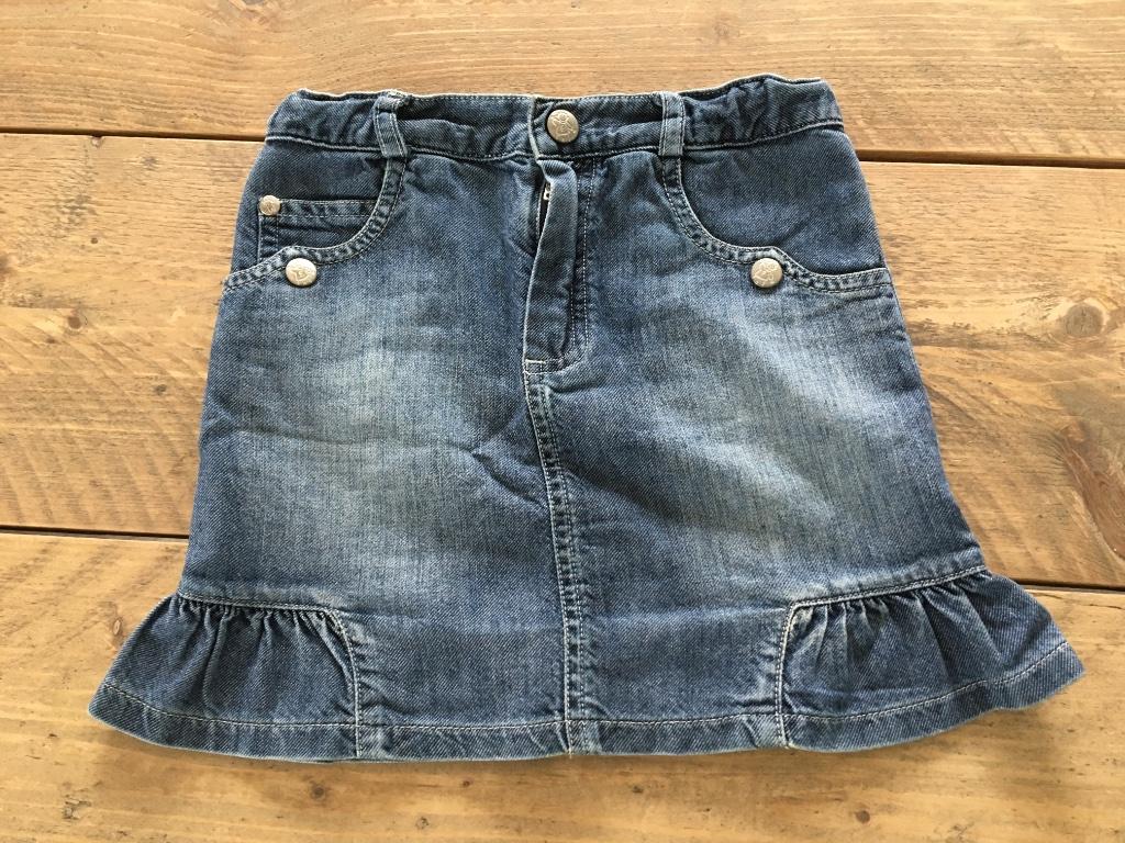 FILOU, jupe en jean taille 98 - 104, Enfants & Bébés, Vêtements enfant | Taille 98, Fille, Robe ou Jupe, Enlèvement ou Envoi