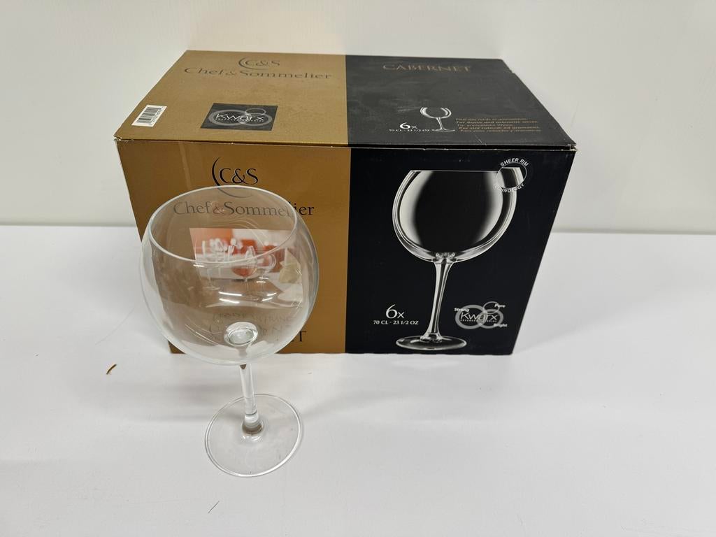 C&S Cabernet 70cl (gin tonic), Ophalen, Zo goed als nieuw