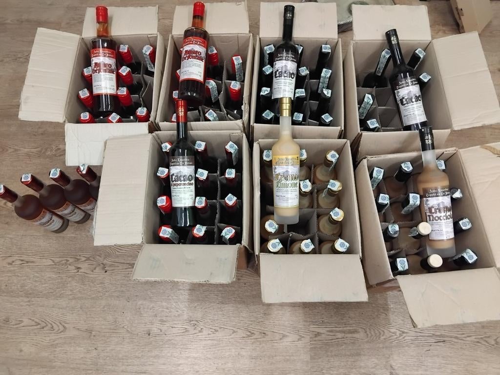 Likeur uit Italie 80 flessen. €5 per fles, Ophalen, Zo goed als nieuw