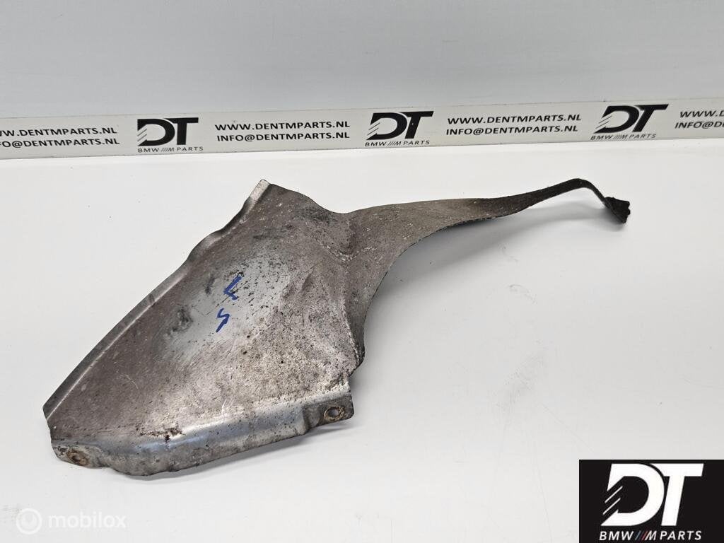 Hitteschild subframe voor links BMW E39 M5 32211093383, Gebruikt, Ophalen of Verzenden, BMW