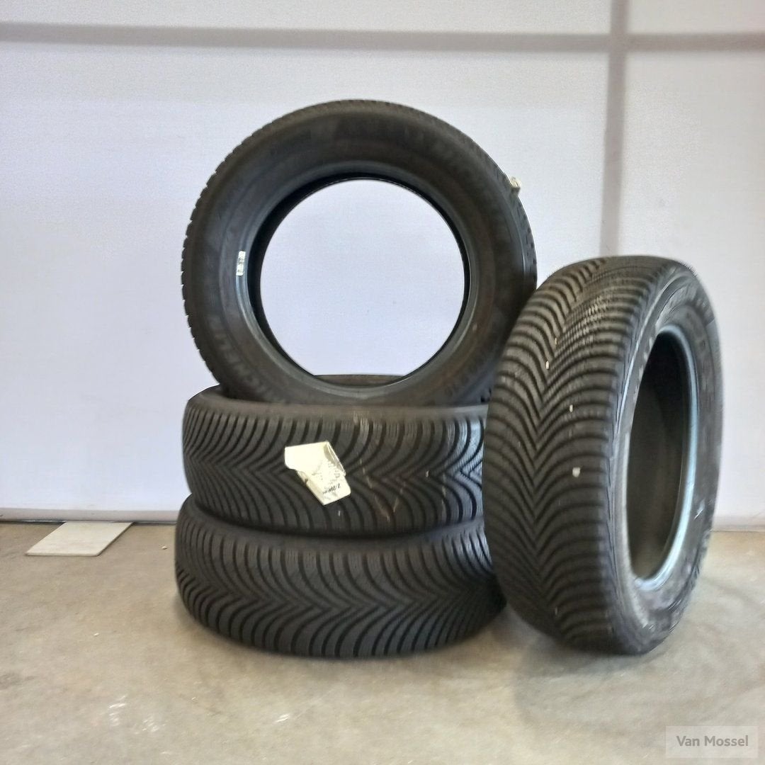 Michelin Alpin 5 205/60/R16 92V, Gebruikt, -, Band(en), -