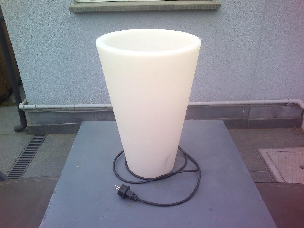 Bloempot met verlichting., Jardin & Terrasse, Pots de fleurs, Comme neuf, Synthétique, Intérieur, Balcon, Jardin, 40 à 70 cm, 25 à 40 cm