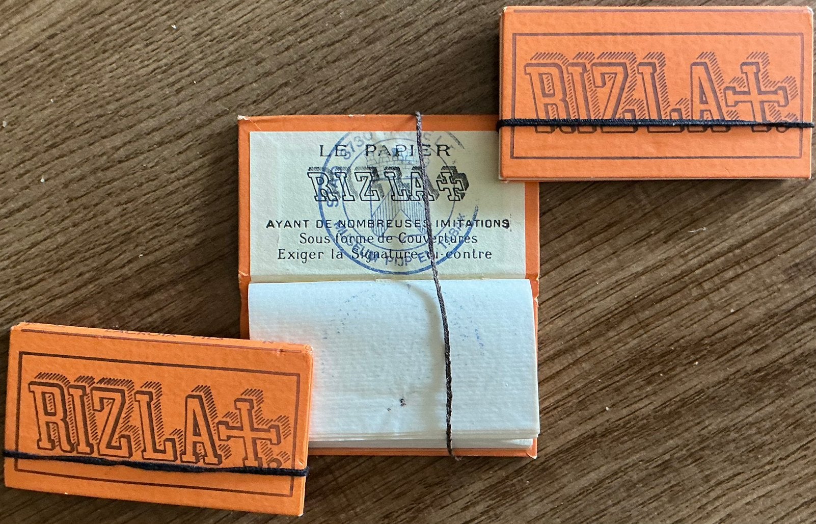 Vieux papier/emballage pour cigarettes RIZLA, Enlèvement ou Envoi, Comme neuf, Emballage