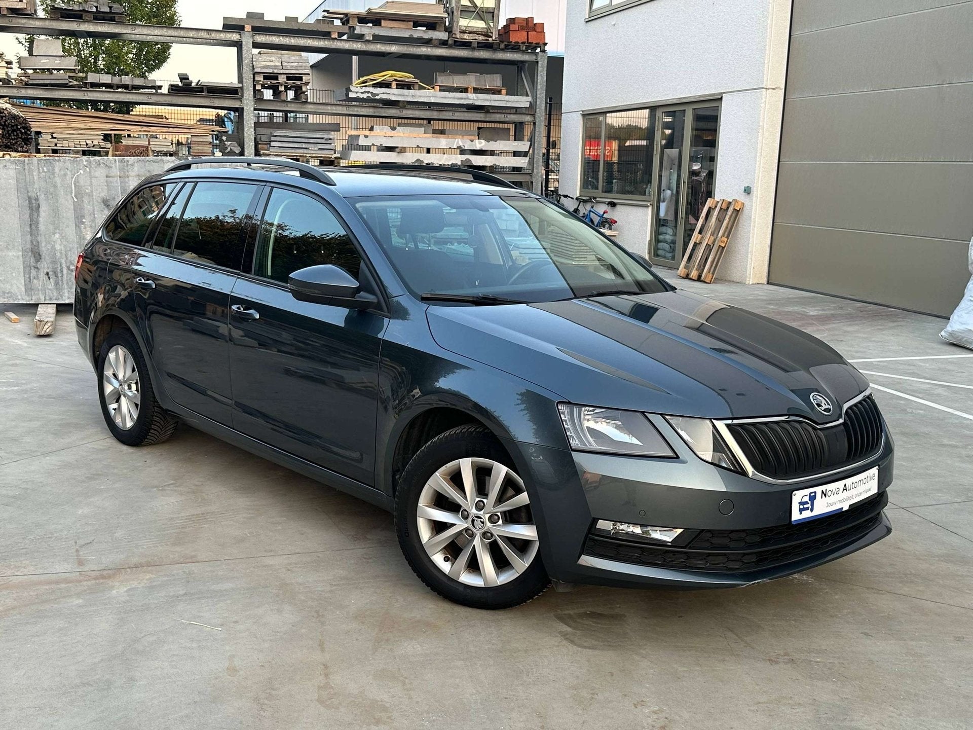 Skoda Octavia 1.0 TSI Autom, CarPlay, Full Op, 12M Garantie, Automaat, Dealer onderhouden, Gebruikt, Euro 6