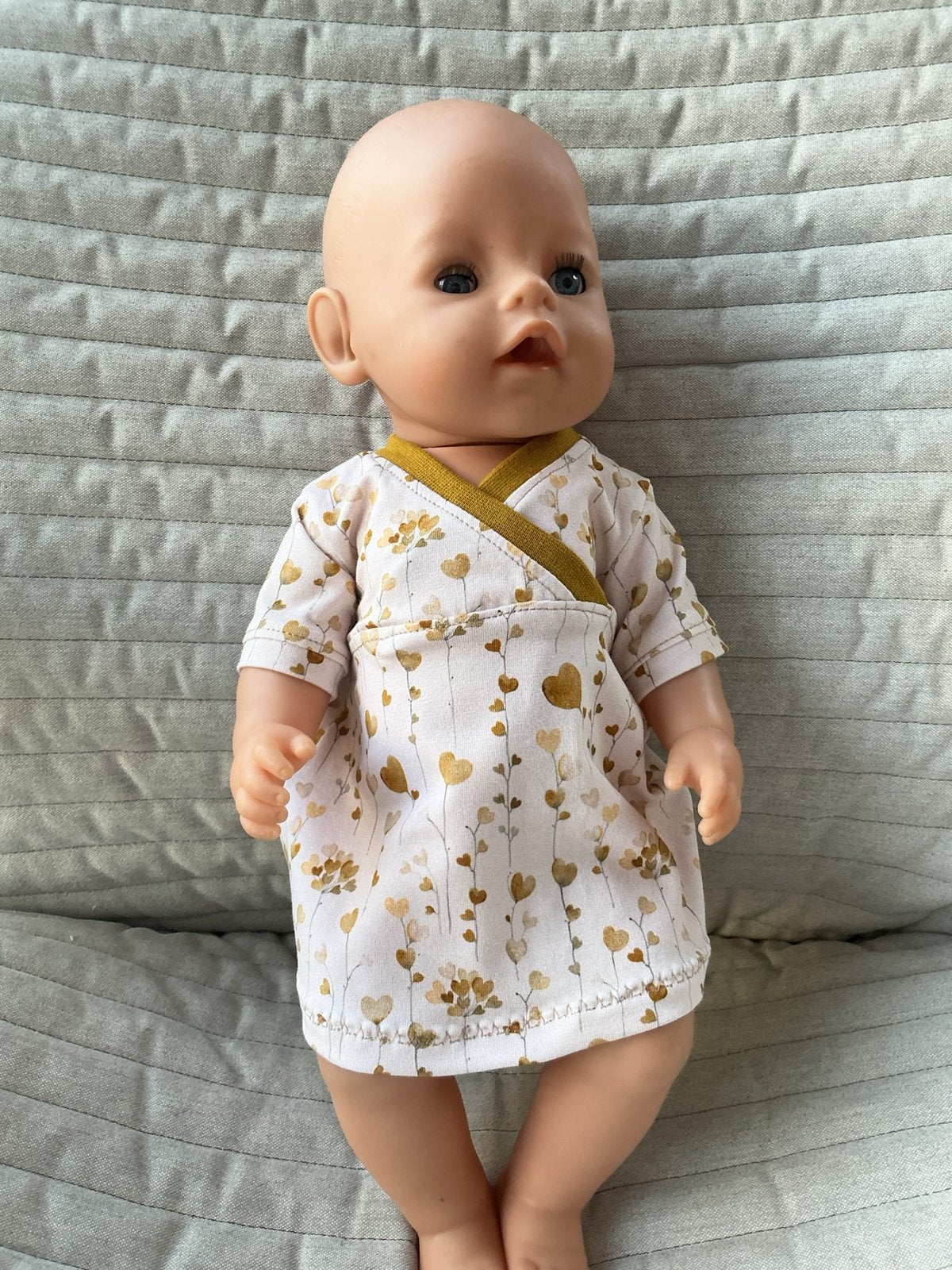 Koopje 7: Nieuw tricot jurkje voor babyborn, Ophalen of Verzenden, Nieuw, Babypop