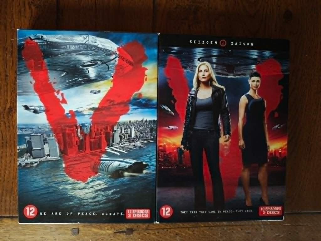 Serie seizoen 1 & 2 van  V, Cd's en Dvd's, Dvd's | Tv en Series, Engels, Nederlands, Ophalen of Verzenden, Zo goed als nieuw
